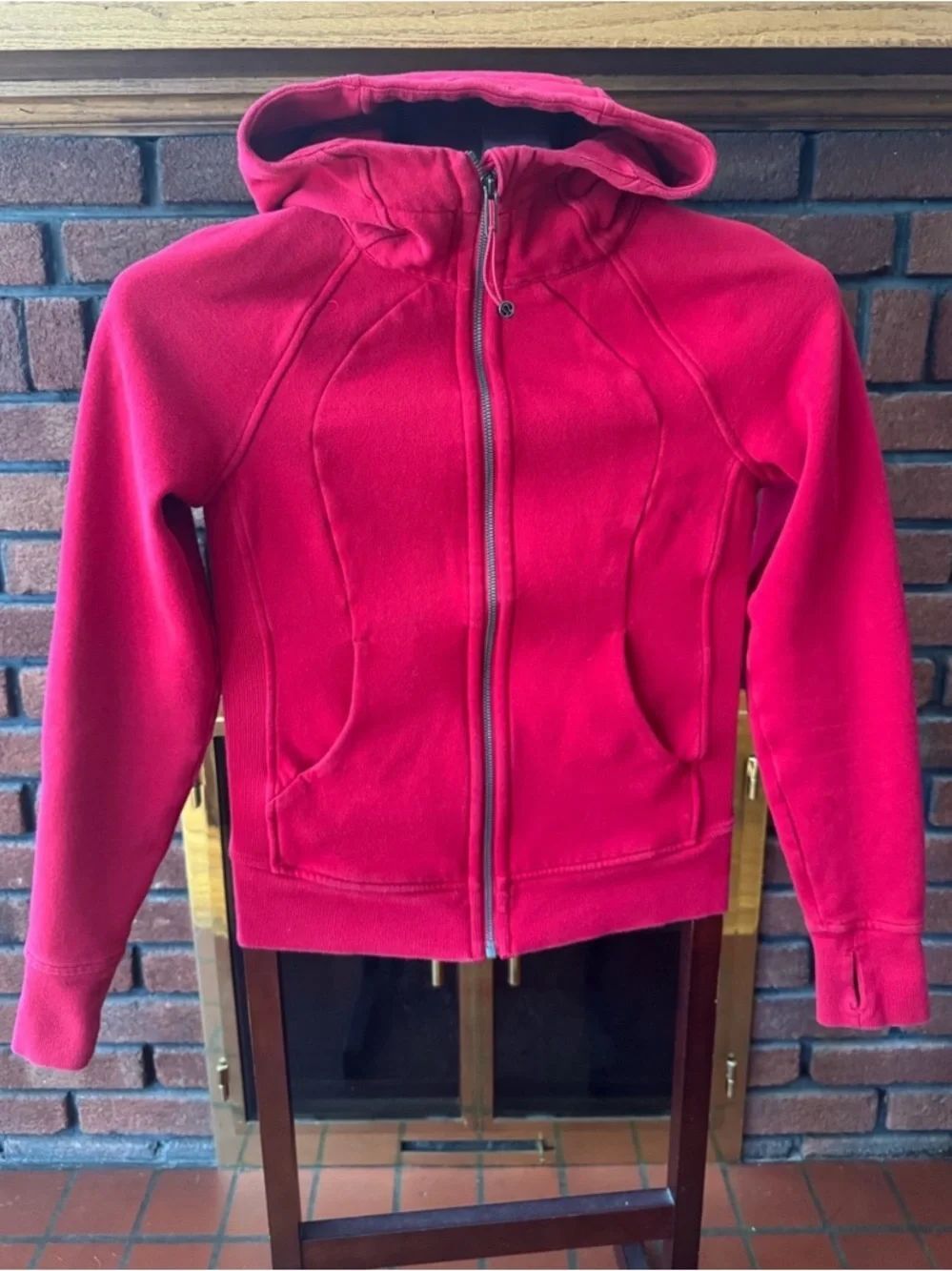 🛍️Lululemon Red Thick Zip Hoodie Size 4 - Picture 5 of 10